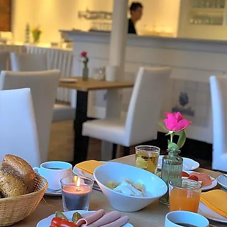 Flensburger Hof Hotel 3*