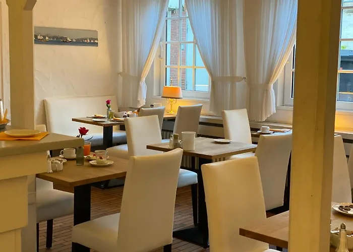 Flensburger Hof Hotell 3*